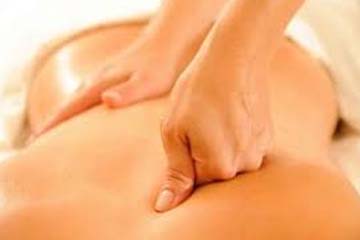 Shiatsu massage pressure point on back